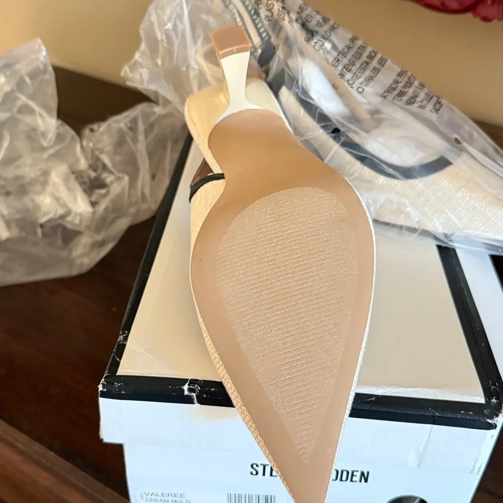 Steve Madden Cream and Black Valerie sandal New in box size 7 - Picture 3 of 3